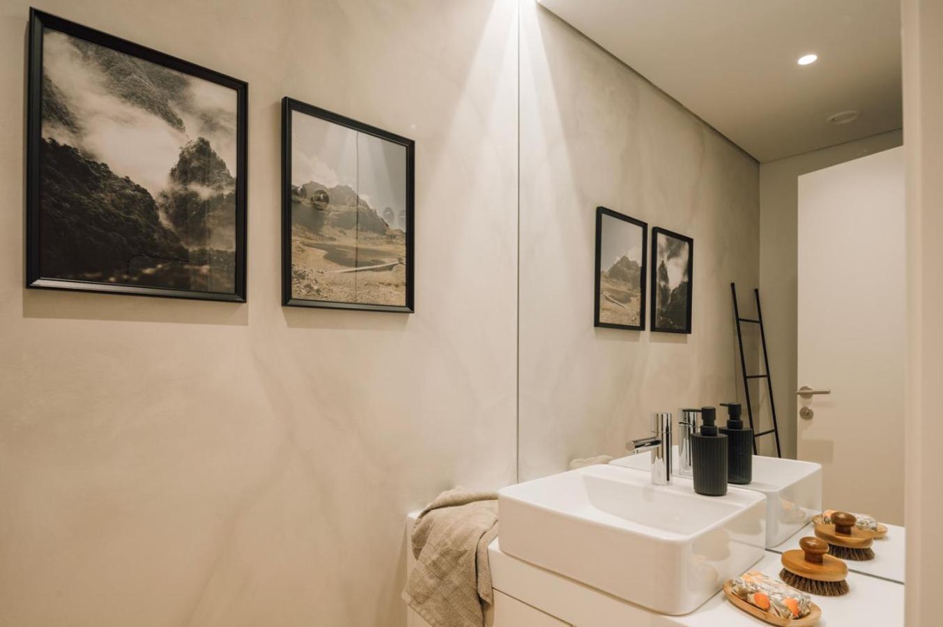 Bielsa - 2 Bedrooms In Amoreiras * Lisboa